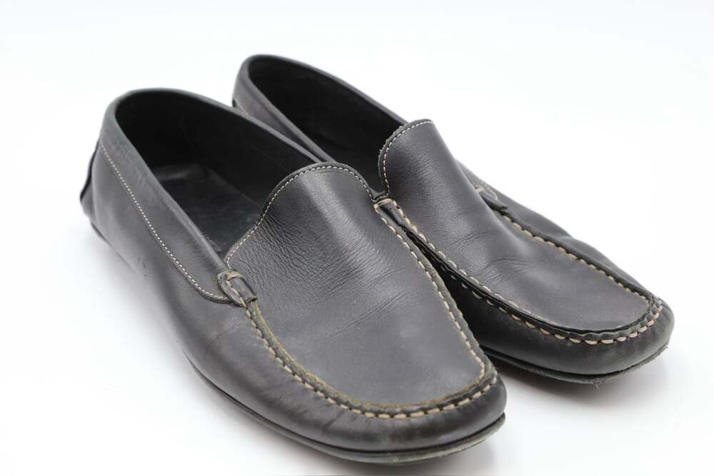 Metropolitan View Leather Loafers Size 10 Black Slip-On Shoes